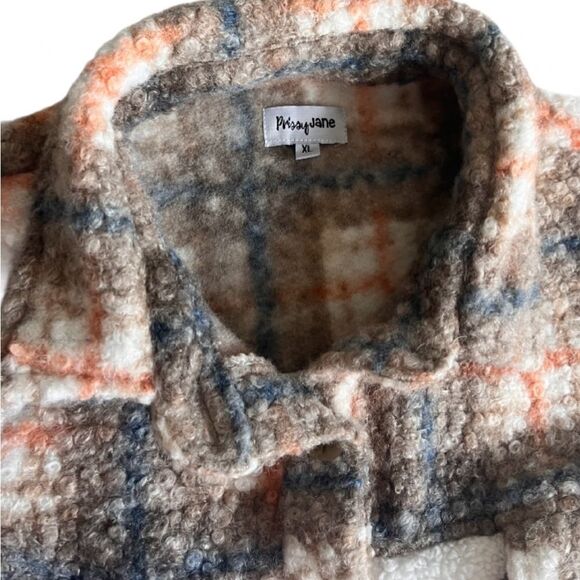 Prissy Jane over sized plaid contrast fuzzy jacket xl COZY CASUAL CABIN - Picture 5 of 10